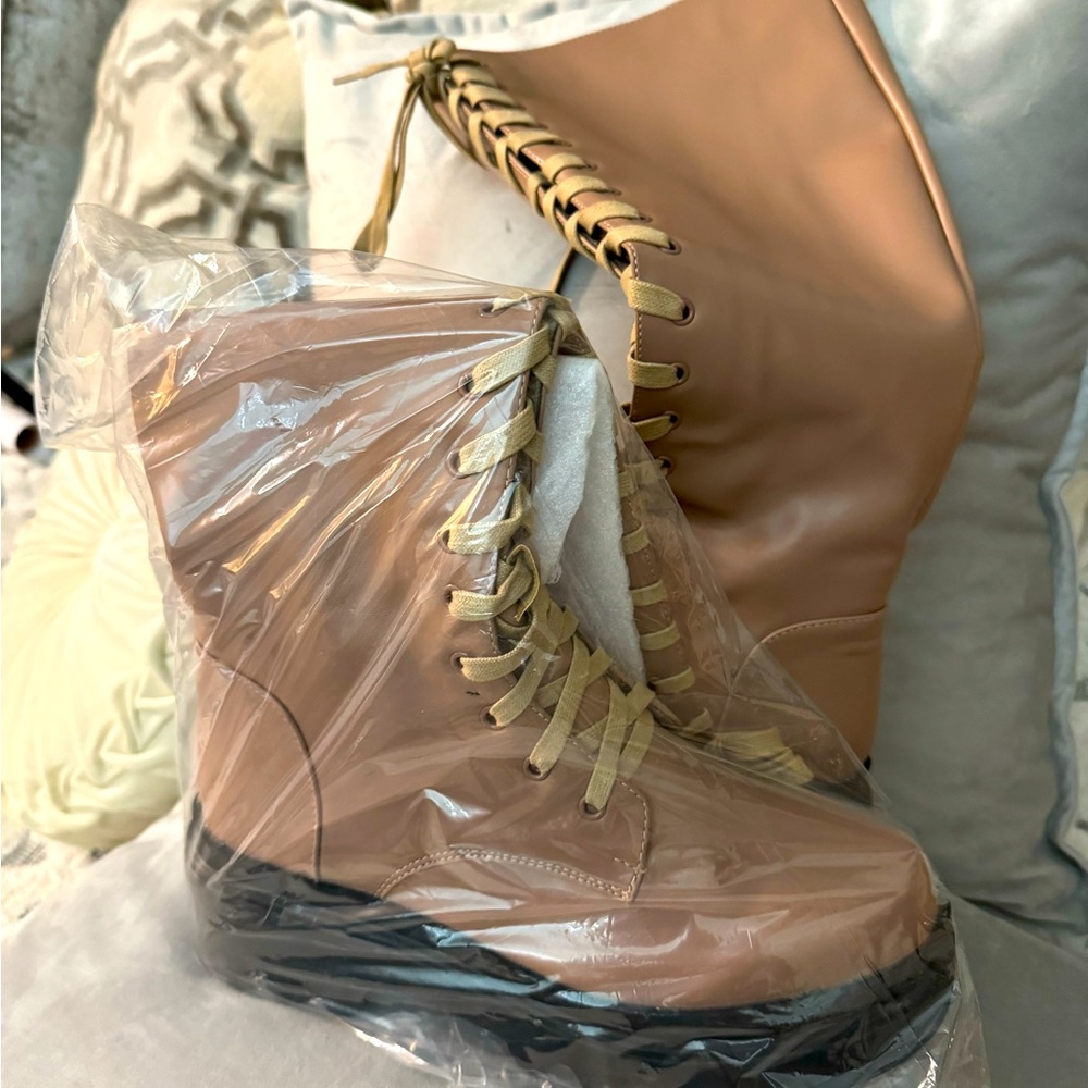 Sexy Knee High Lace Up Flat Combat Boot